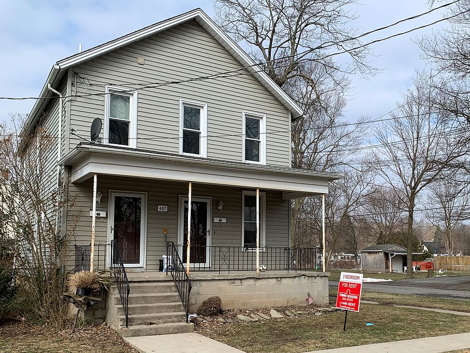 1st image of 487 Hawley St #2
