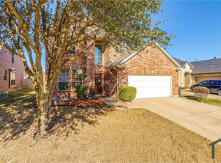 2809 Snowy Owl Dr, Mesquite, TX 75181