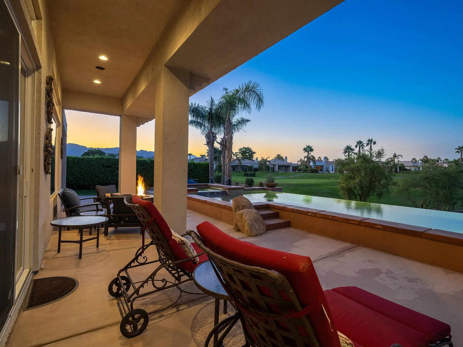4 bed, 4.5 bath, 3863 sqft, $15,000 — Photo 4