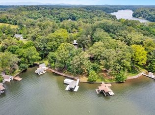 114 Clement Dr, Wirtz, VA 24184