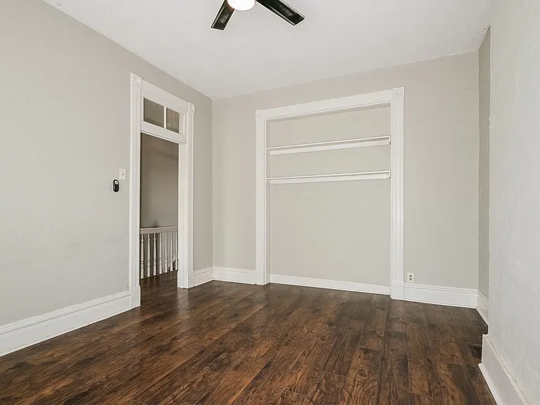 2821-2823 Henrietta Pl — Photo 6