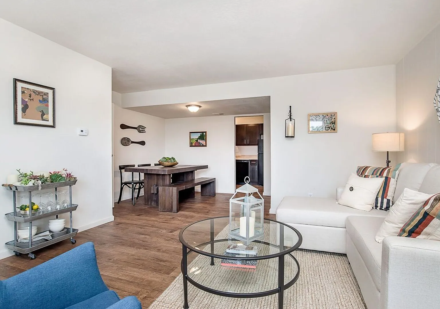 Villa Del Sol Apartments — Photo 3
