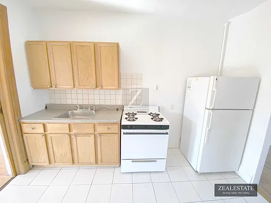 Rented by ZealEstate Group Inc | media 68