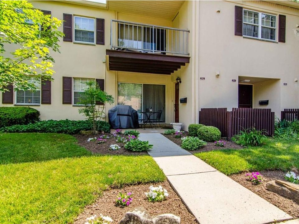 Welcome to 292 Old Forge Crossing!