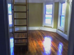 2421 W 7th St, Cleveland, OH 44113