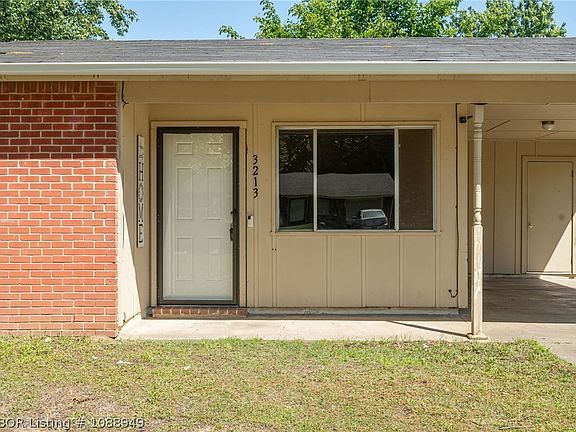3rd image of 3213 Grinnell Ave