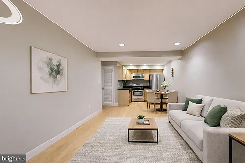 6 Rhode Island Ave NW #2 Photo 1