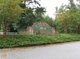 223 Lake Chase Dr N, Griffin, GA