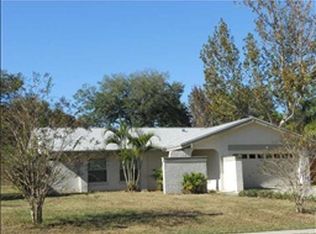 3910 Lake Saint George Dr, Palm Harbor, FL 34684