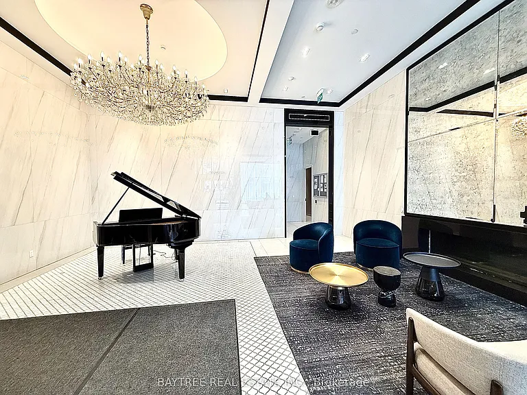 8 Wellesley St W #3305 — Photo 7