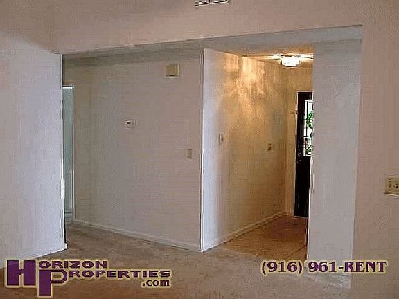 (5) : 7216 Sunwood Way Citrus Heights, CA