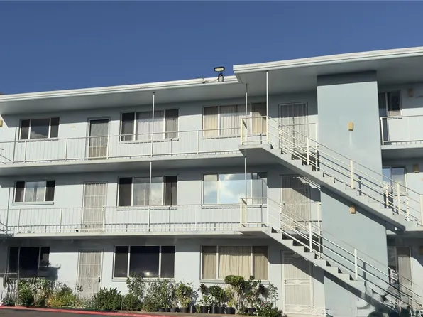 94-010 Leolua St APT A320, Waipahu, HI 96797
