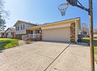 4902 Dancer Dr, Indianapolis, IN