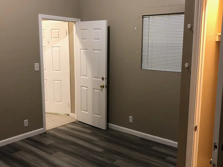 2747 Haste Street — Photo 9