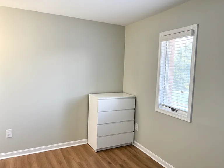1105 N Taylor St — Photo 41