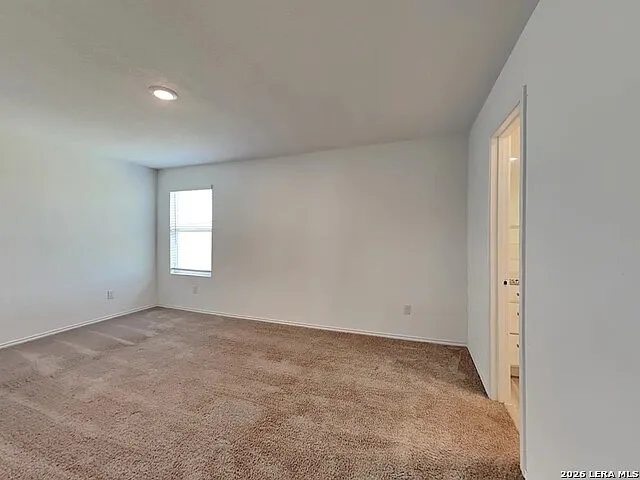 226 Hollywood Dr — Photo 8
