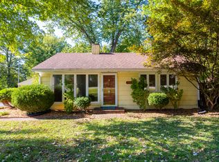 9307 Whipps Mill Rd, Lyndon, KY 40242