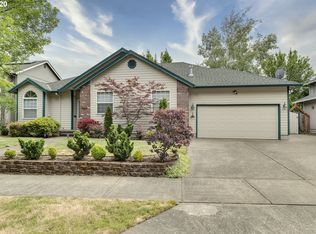 2074 NE 51st Ave, Hillsboro, OR 97124
