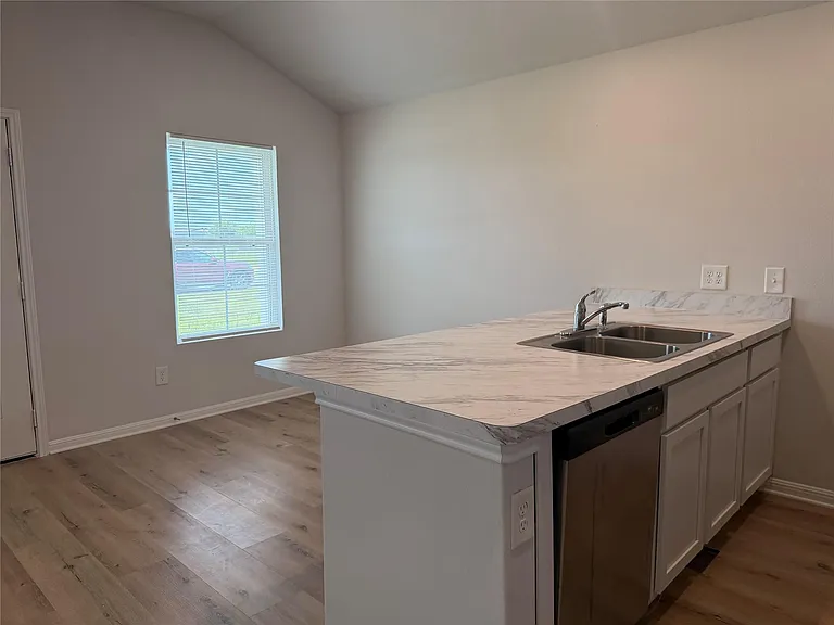 958 Road 5702 — Photo 10
