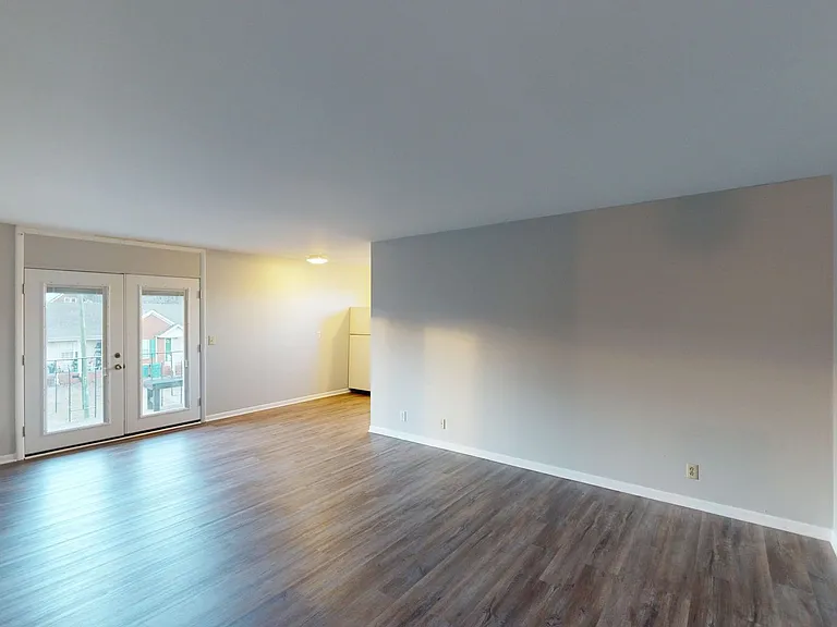 Executive House — Photo 13