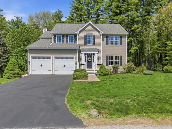 3 John Riley Rd, Ayer, MA 01432