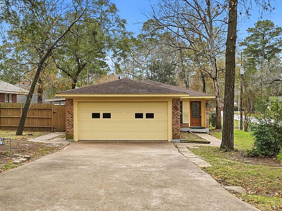 3rd image of 20 Moon Valley Ct