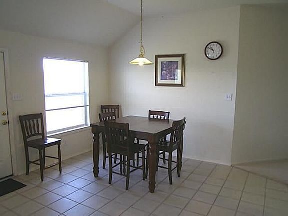 5th image of 301 Rock Meadow Trl