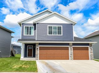 6183 58th St S, Fargo, ND 58104