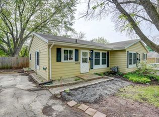 1405 Prairie Rd, Madison, WI 53711