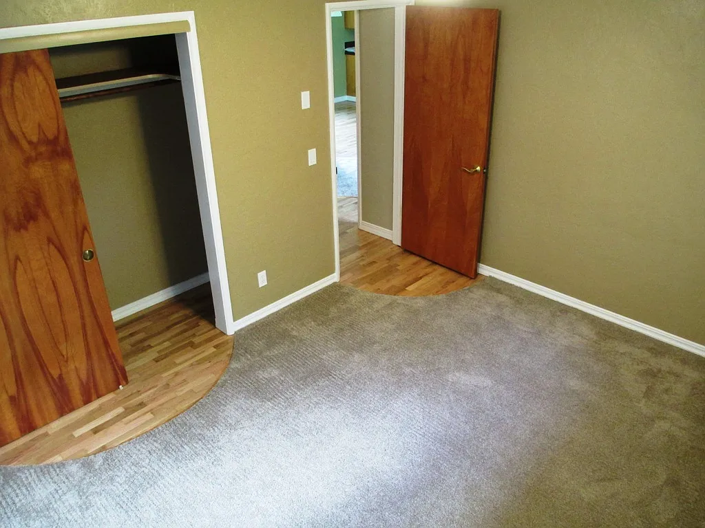 Maxwell Rd, Eugene — Photo 3