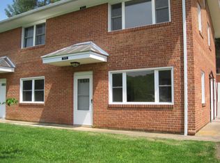 169 Court St, Lovingston, VA 22949