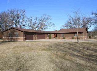 3200 Harts Mill Rd, Clinton, IA 52732