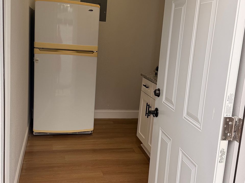 1st image of 4434 Bass St #2