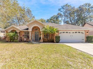 431 Secluded Oaks Trl, Deland, FL 32724