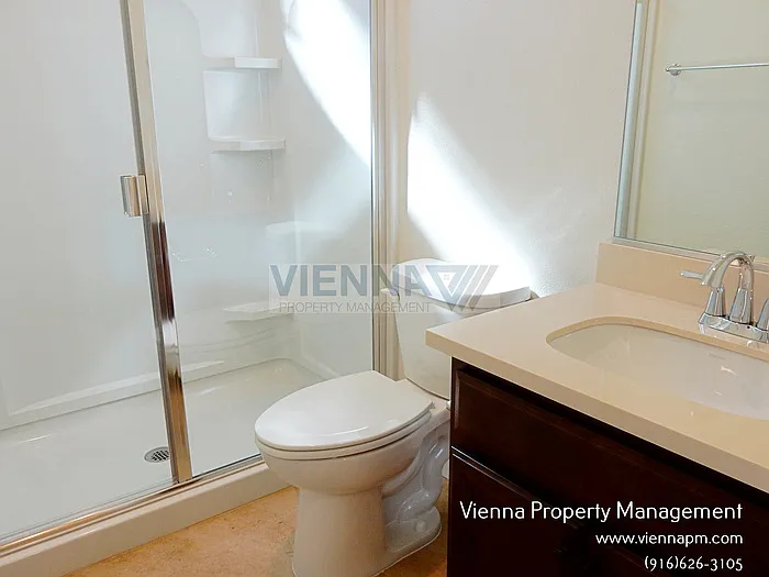 1062 Yucca Dr — Photo 13