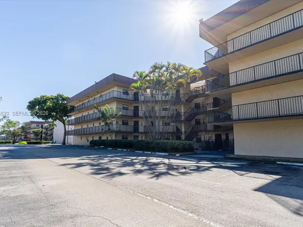 6855 W Broward Blvd APT 409, Plantation, FL 33317