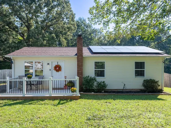 327 Downing St, Troutman, NC 28166