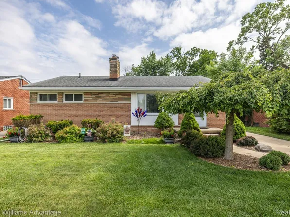 31731 Joy Rd, Westland, MI 48185
