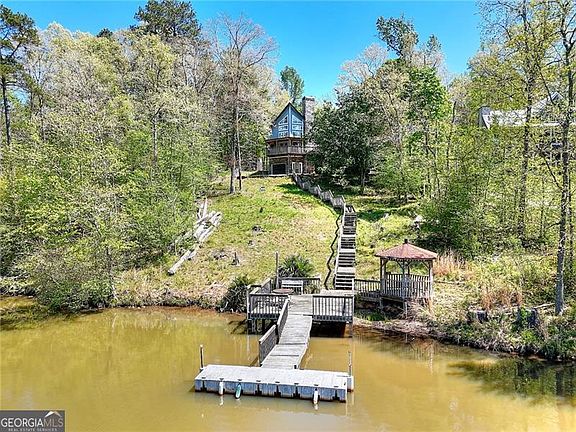 2nd image of 867 Bear Creek Point