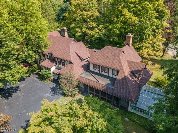 62 Warner Rd, Hubbard, OH 44425