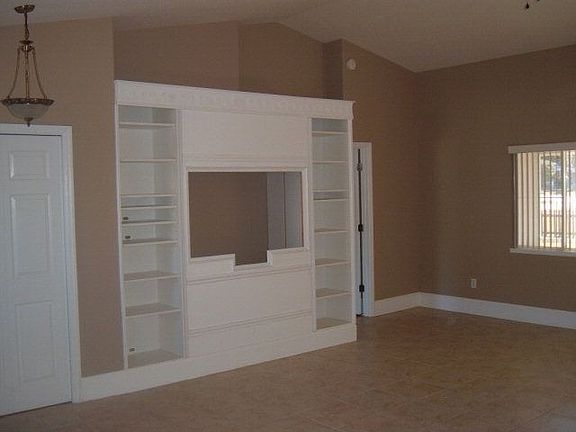 4th image of 126 Beacon Mill Ln