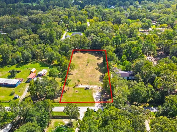 211 Birchwood Dr, Huffman, TX 77336