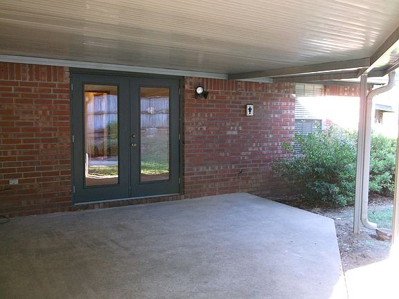5th image of 17 Edgewood Dr