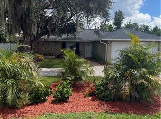 302 Lotus Ave, Sebring, FL 33872