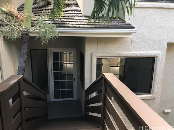 1442 Hoakoa Pl #11, Honolulu, HI 96821