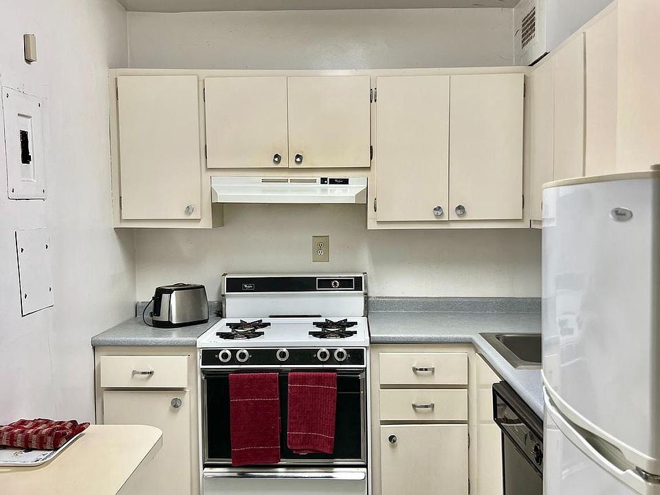 130 Slade Ave Pikesville, MD, 21208 Apartments for Rent Zillow