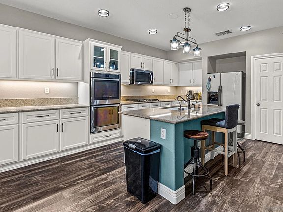 5th image of 33544 Bellflower Pl