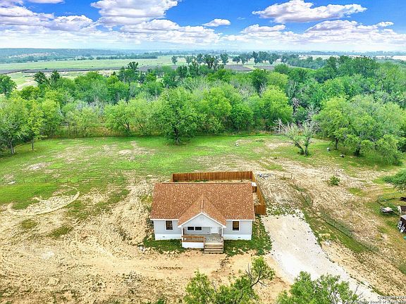 5th image of 8062 County Road 429