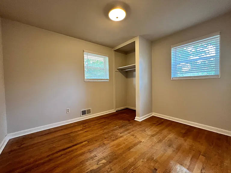 608 Hanson Ave — Photo 15