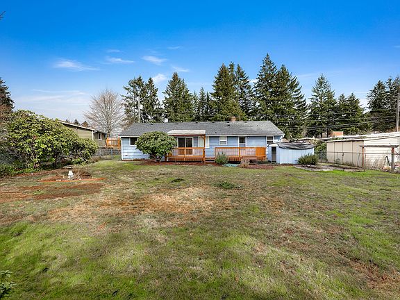 2nd image of 4115 Beechwood Dr W